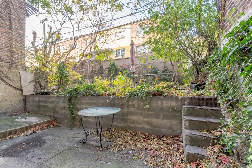 More Photos Of 3414 33rd St, Astoria Apartments For Sale