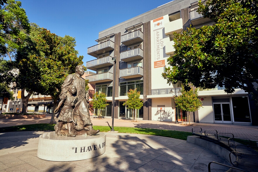 More Photos Of 3870 Main St, Riverside Apartments For Lease