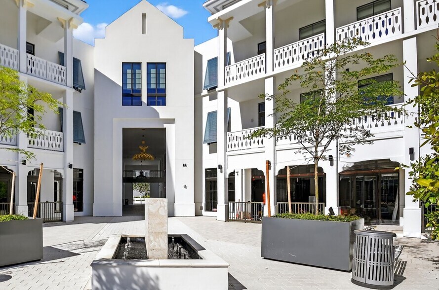 Primary Photo Of 20 W Atlantic Ave, Delray Beach Unknown For Lease