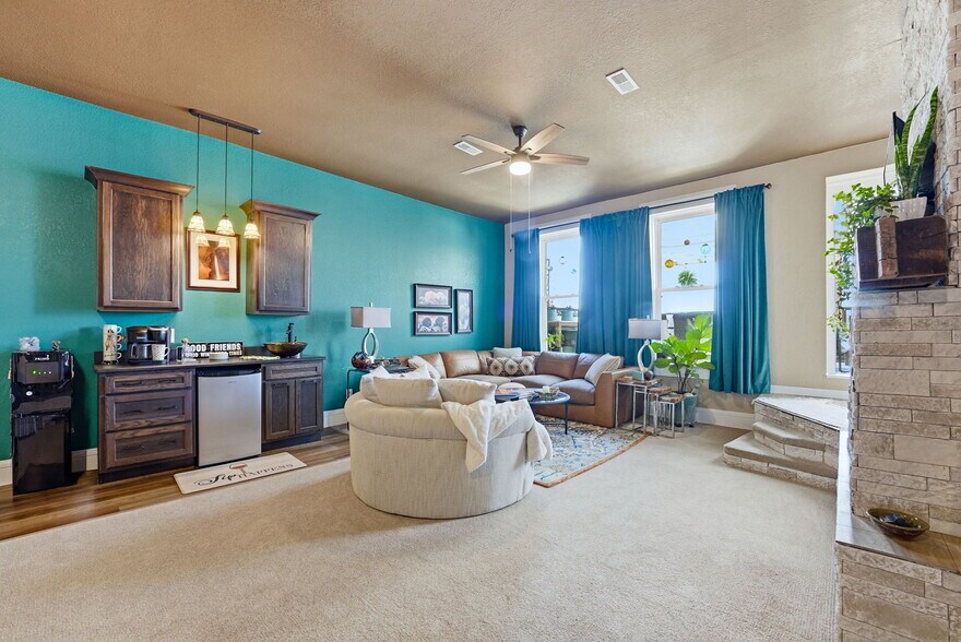 More Photos Of 215 N Michigan St, Plymouth Storefront For Sale