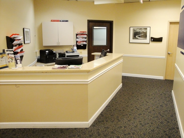More Photos Of 5540 W 111th St, Oak Lawn Medical For Lease