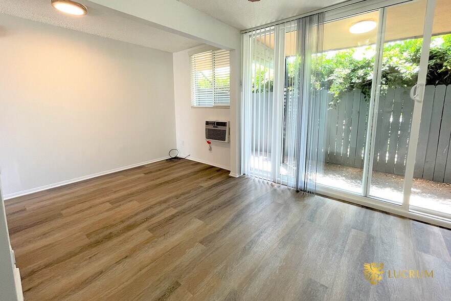 More Photos Of 20951 Roscoe Blvd, Canoga Park Apartments For Sale