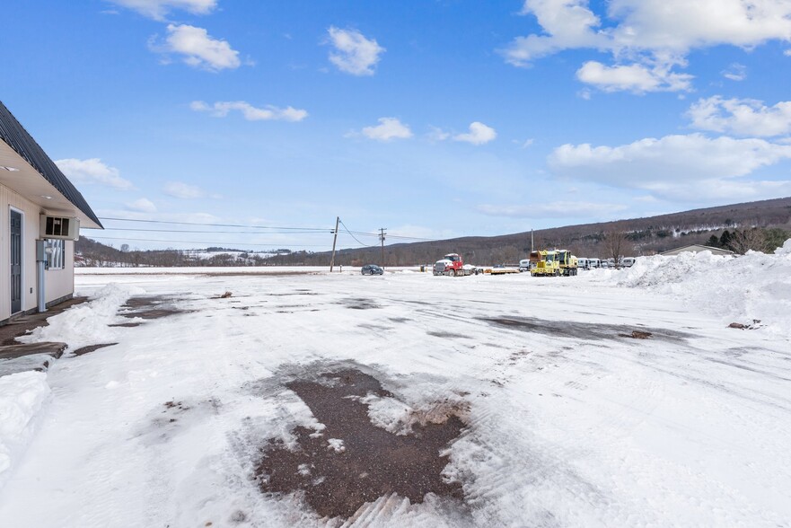 More Photos Of 8557 Mason Dixon Hwy, Meyersdale General Retail For Sale