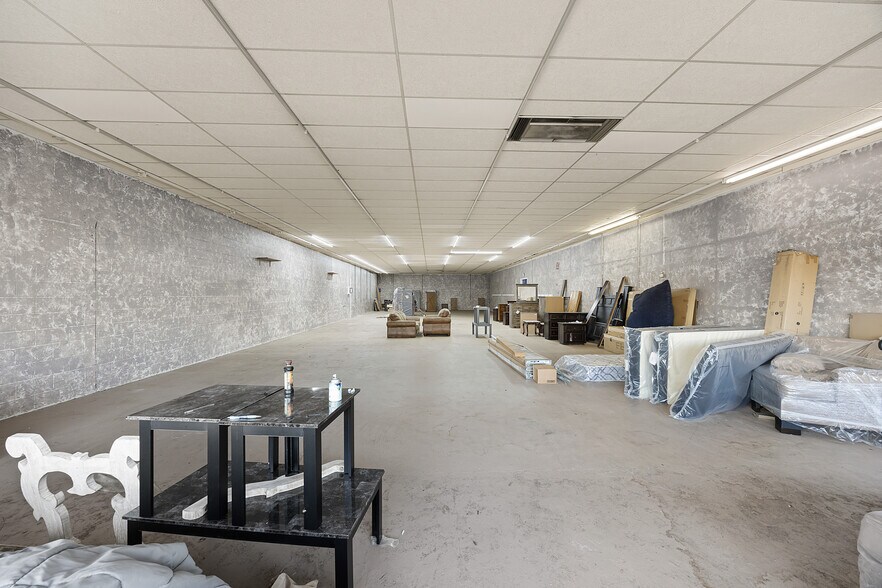 More Photos Of 23 Heritage Sq, Jackson Freestanding For Sale