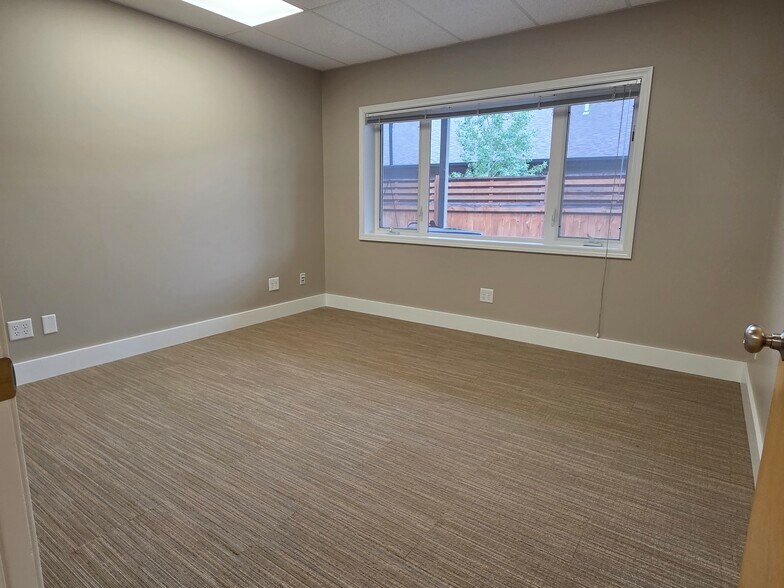 More Photos Of 2339 Birdie Dr, Bozeman Warehouse For Lease
