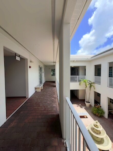 More Photos Of 5300-5350 W Hillsboro Blvd, Coconut Creek Office For Sale