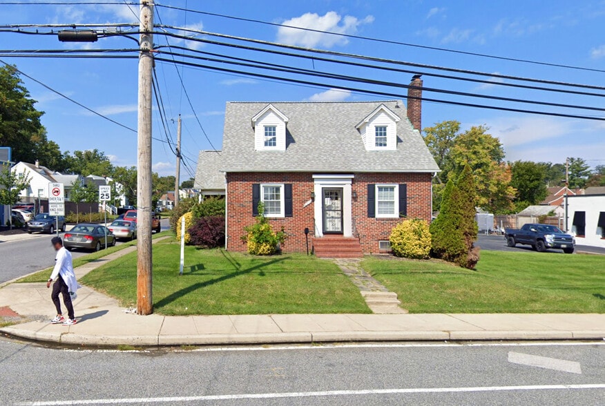 Primary Photo Of 8314 Harford Rd, Baltimore Office For Lease