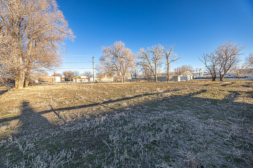 More Photos Of 353 Breeze St, Craig Land For Sale