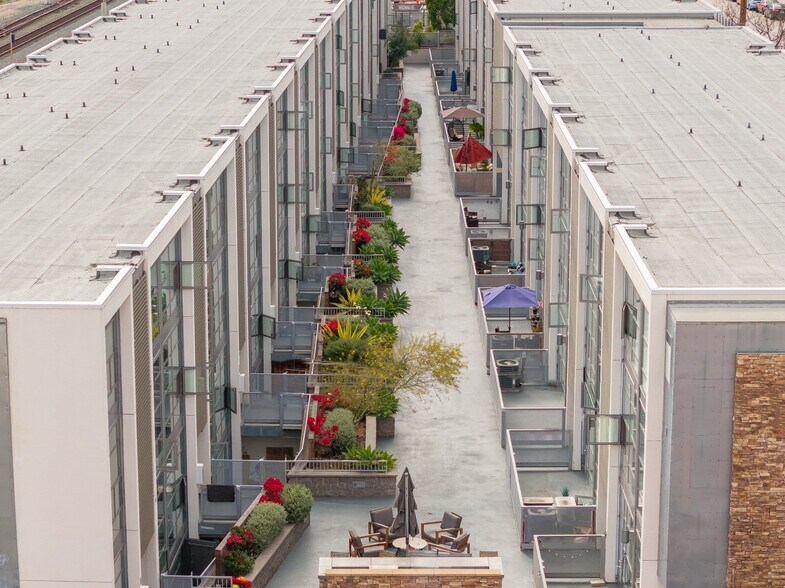 More Photos Of 2015 Hancock St, San Diego Apartments For Sale