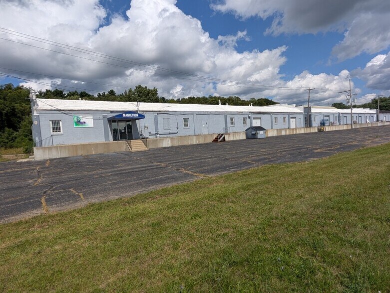 More Photos Of 74 Leonard Wood Rd, Battle Creek Manufacturing For Sale