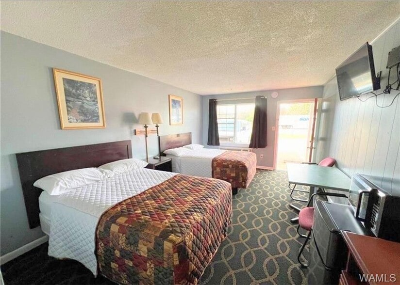 More Photos Of 705 S Main St, Linden Hotel For Sale