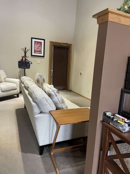 More Photos Of 228-246 Waterfall Dr, Elkhart Loft Creative Space For Sale