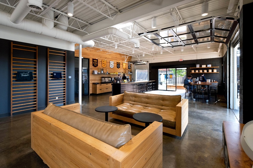 More Photos Of 900 Dekalb Ave NE, Atlanta Storefront Retail Office For Lease