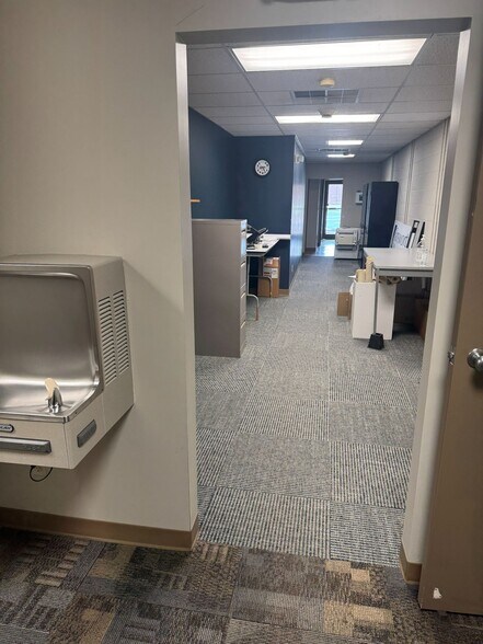 More Photos Of 2709 McGraw Dr, Bloomington Office Residential For Sale