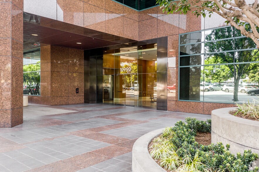 More Photos Of 10990 Wilshire Blvd, Los Angeles Office For Lease