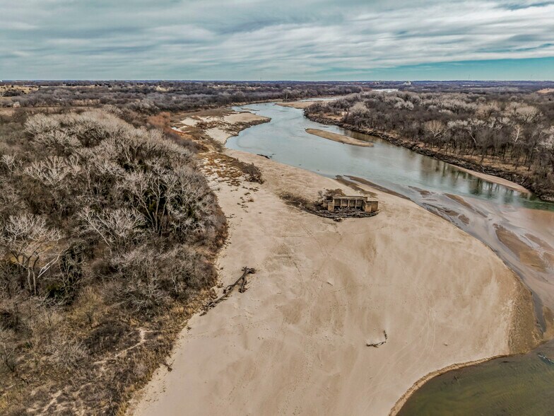 More Photos Of 79+/- Acres on 272nd Rd. Rd @ 41st Rd, Arkansas City Land For Sale