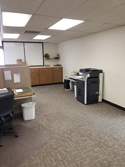 More Photos Of 333 E Main St, Hermiston Office Residential For Sale