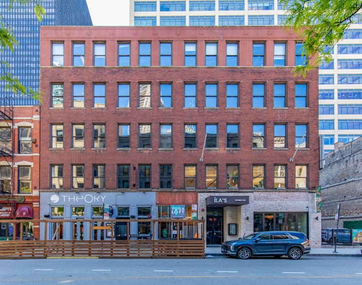 Primary Photo Of 9-15 W Hubbard St, Chicago Loft Creative Space For Lease