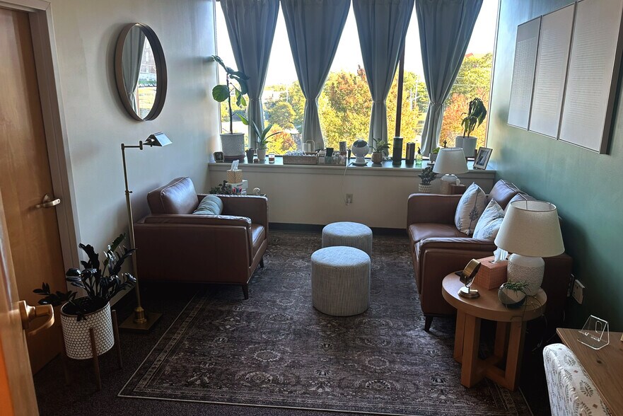 More Photos Of 810 Dominican Dr, Nashville Loft Creative Space For Lease