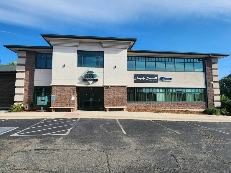 More Photos Of 651 Garrison St, Lakewood Office For Lease