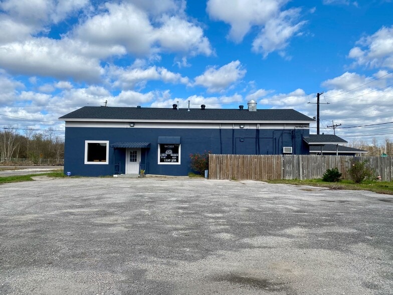 More Photos Of 2401 Port Neches Ave, Port Neches Restaurant For Sale