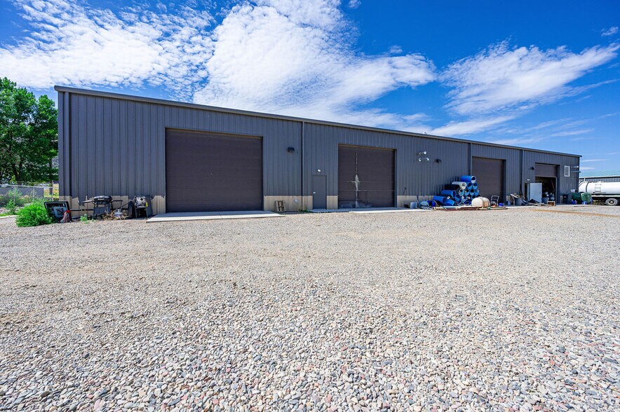 More Photos Of 1944 Airport Rd, Rifle Warehouse For Lease