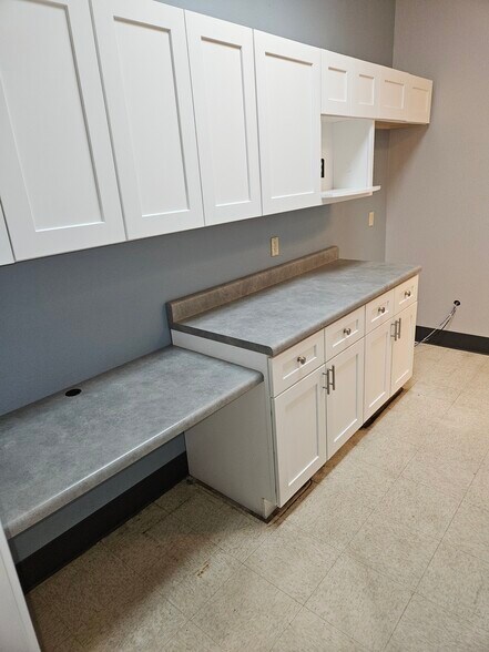 More Photos Of 6017-6025 E McKellips Rd, Mesa Unknown For Lease