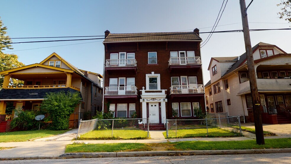 Primary Photo Of 881 Eddy Rd, Cleveland Apartments For Sale