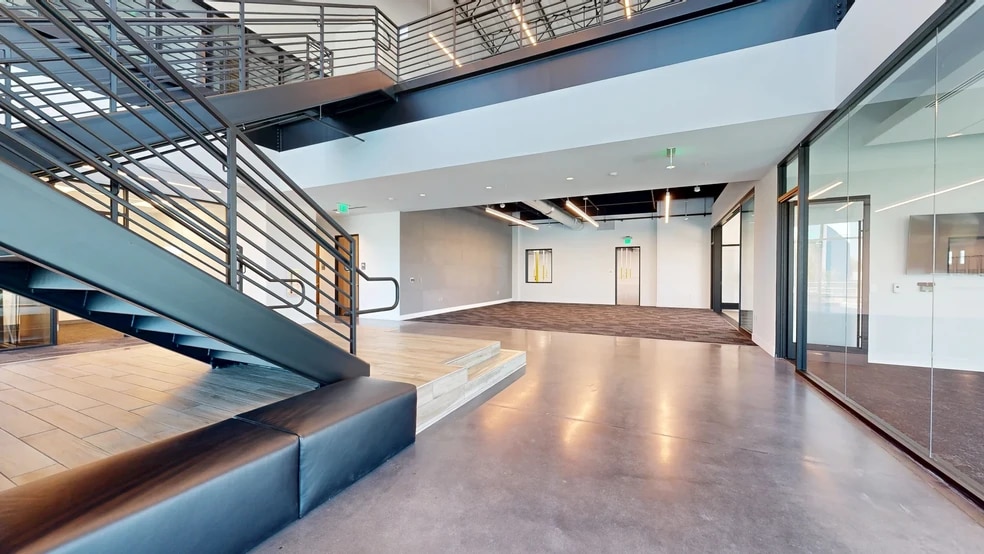 More Photos Of 1500 S Raymond Ave, Fullerton Distribution For Lease