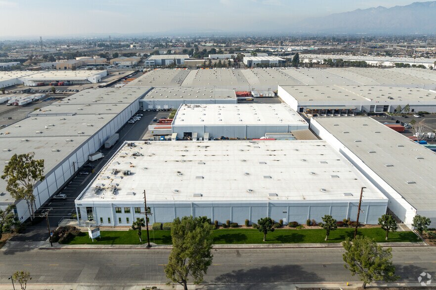 More Photos Of 345 N Baldwin Park Blvd, City Of Industry Manufacturing For Lease