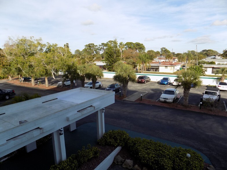 More Photos Of 1460 S McCall Rd, Englewood Medical For Sale