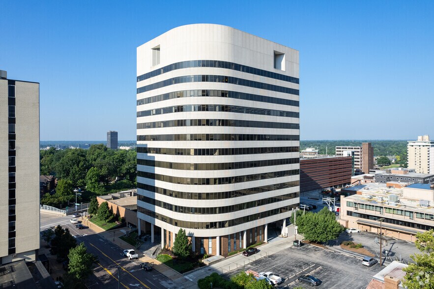 Primary Photo Of 231 S Bemiston Ave, Clayton Coworking Space
