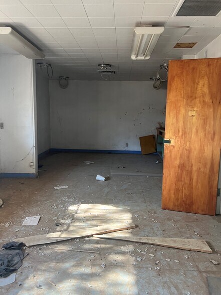 More Photos Of 401 S 3rd St, Blythe Religious Facility For Sale