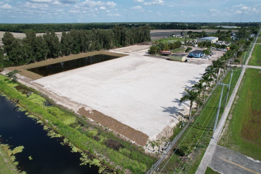 More Photos Of 9437 State Road 7, Boynton Beach Land For Lease