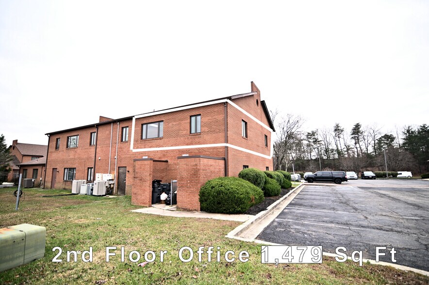 More Photos Of 6 Industrial Park, Waldorf Medical For Lease