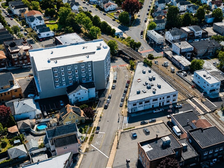 Primary Photo Of 106 Somerset St, Garfield Office For Sale