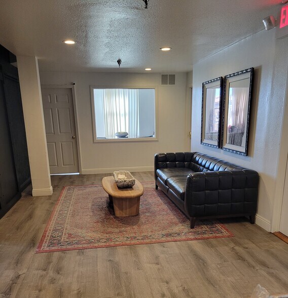 More Photos Of 101 W 4th St, Santa Ana Medical For Lease