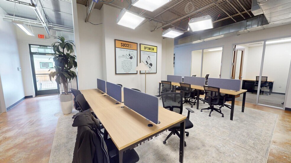 More Photos Of 6719 N Lamar Blvd, Austin Office For Sale