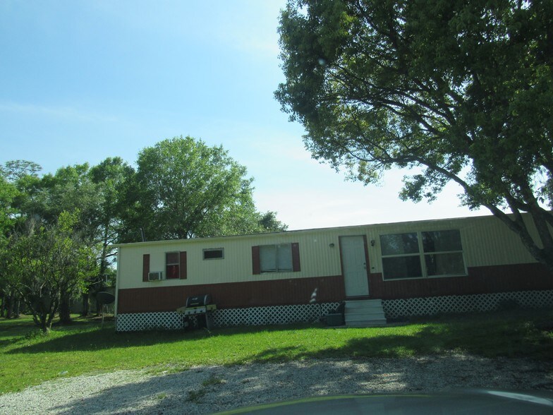 More Photos Of 4845 S Orange Blossom Trl, Kissimmee Manufactured Housing Mobile Home Park For Sale