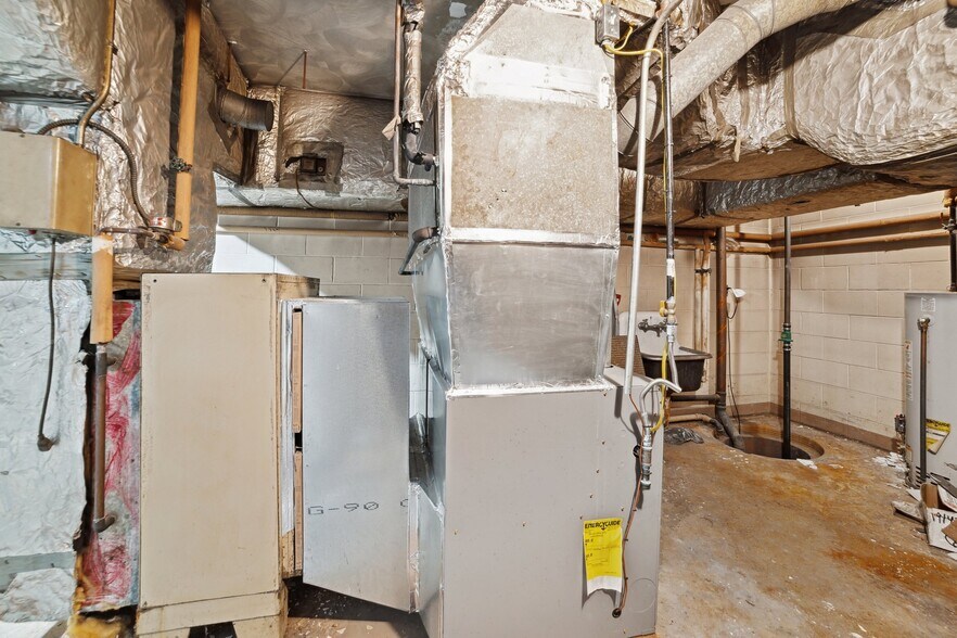 More Photos Of 616 Midland Ave, Midland Office Residential For Sale