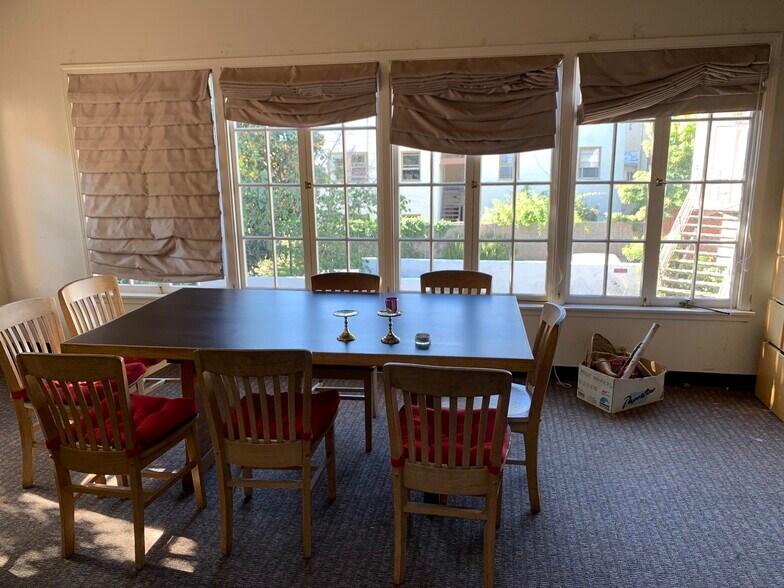 More Photos Of 2441 Le Conte Ave, Berkeley Schools For Lease