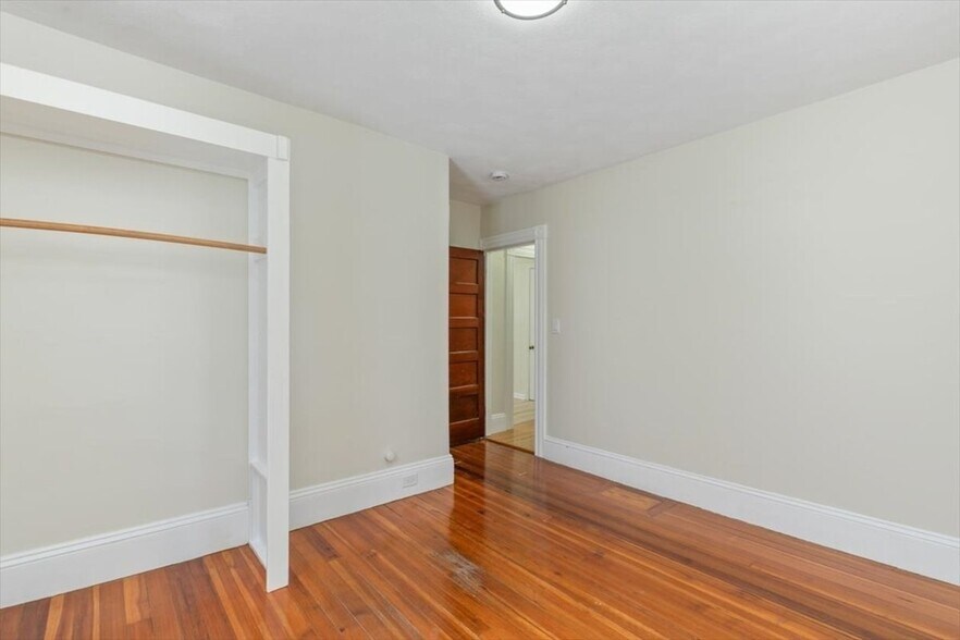 More Photos Of 412 Cabot St, Beverly Apartments For Sale