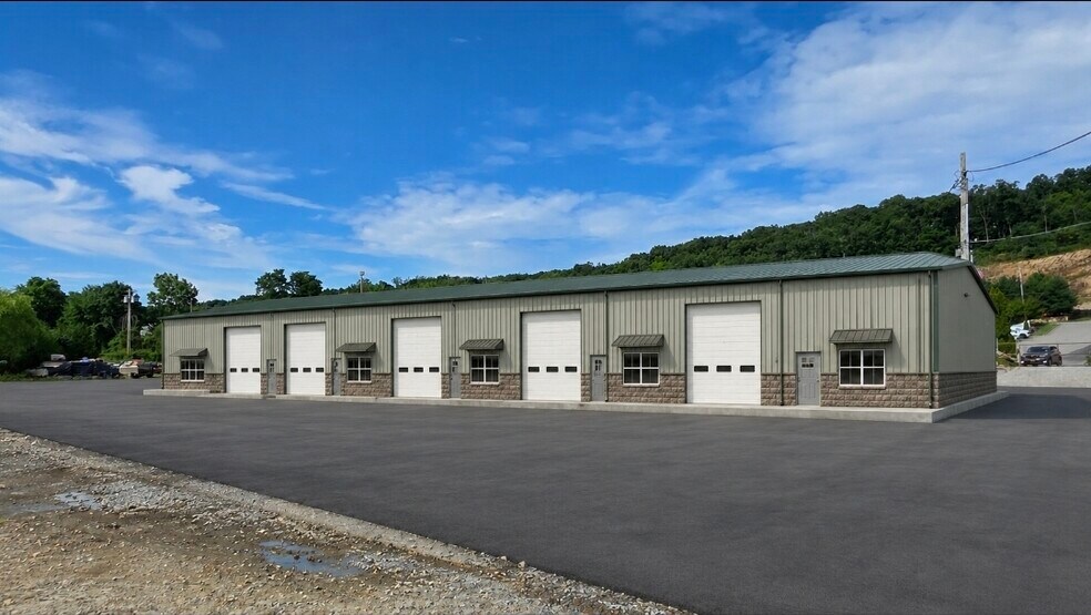 Primary Photo Of 395 US-6, Mahopac Flex For Lease