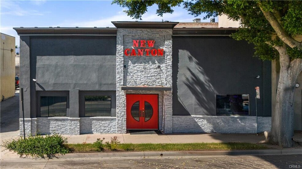 More Photos Of 13015 Philadelphia St, Whittier Restaurant For Sale