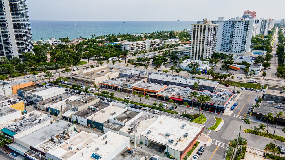 More Photos Of 3325-3327 NE 32nd St, Fort Lauderdale Storefront Retail Office For Lease