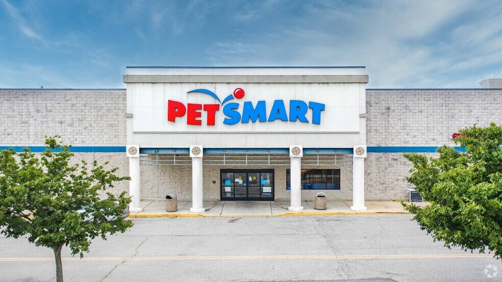 More Photos Of 585-597 Ordnance Rd, Glen Burnie Unknown For Lease