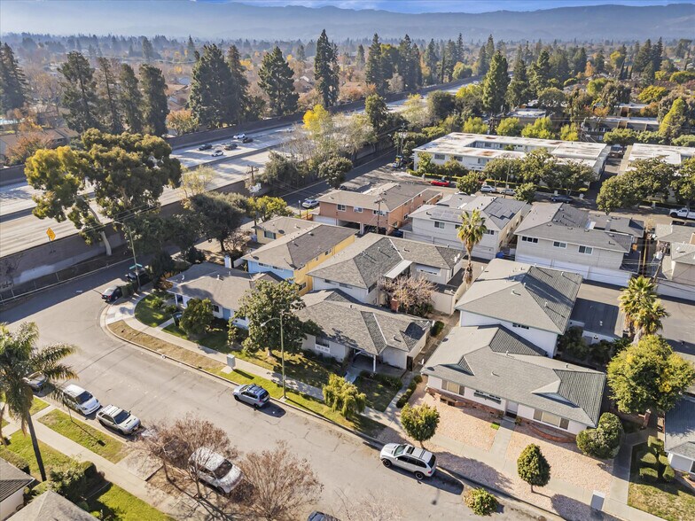 More Photos Of 477 Greendale Way, San Jose Apartments For Sale