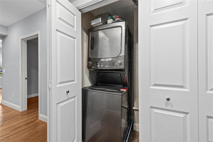 More Photos Of 757 Syracuse Ave, Saint Louis Apartments For Sale