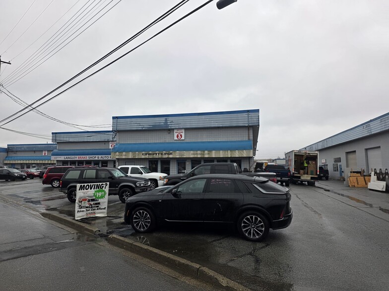 Primary Photo Of 20111-20121 Industrial Ave, Langley Warehouse For Lease