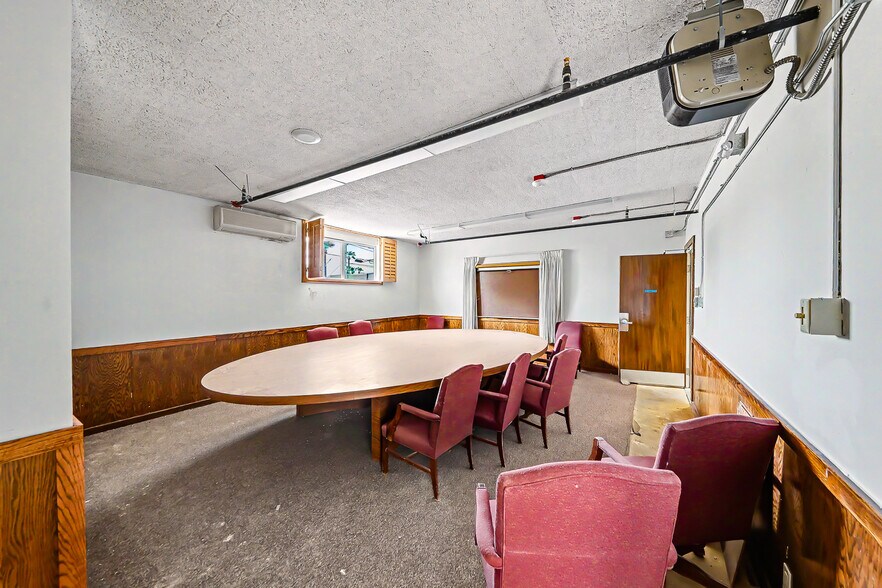 More Photos Of 2401 E Tonopah Ave, North Las Vegas Religious Facility For Sale